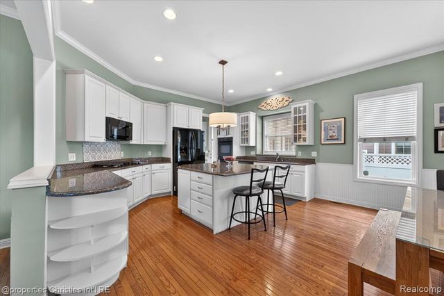 50342 Hancock Street, Canton, MI 48188