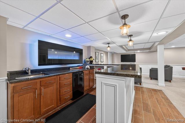 50342 Hancock Street, Canton, MI 48188