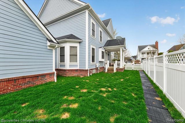 50342 Hancock Street, Canton, MI 48188