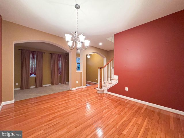 2039 DOWNSHIRE CT, Waldorf, MD 20603
