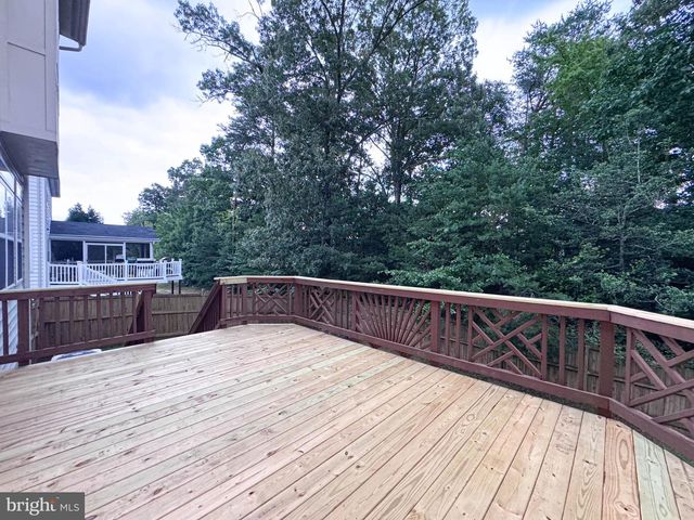 2039 DOWNSHIRE CT, Waldorf, MD 20603