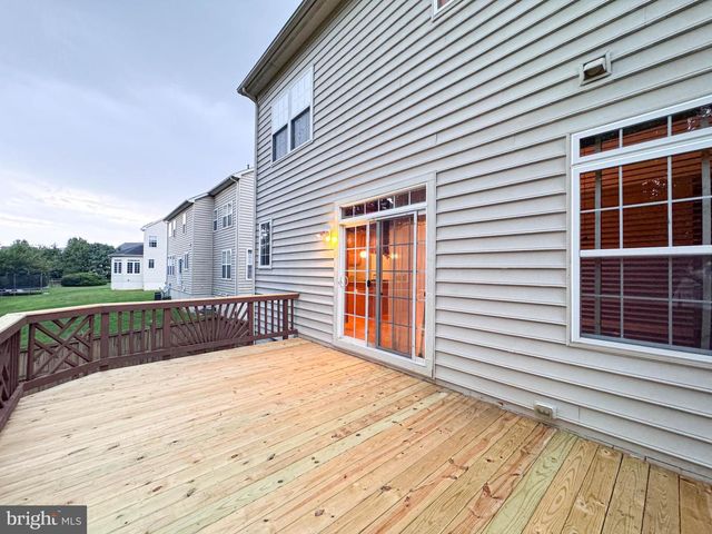 2039 DOWNSHIRE CT, Waldorf, MD 20603