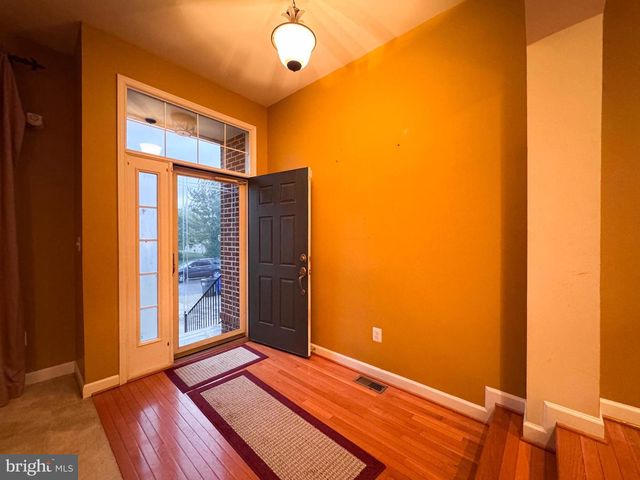 2039 DOWNSHIRE CT, Waldorf, MD 20603