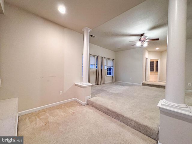 2039 DOWNSHIRE CT, Waldorf, MD 20603