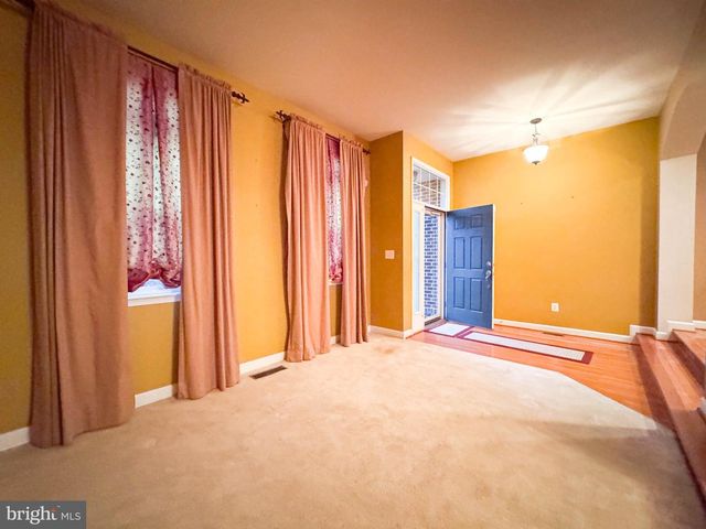 2039 DOWNSHIRE CT, Waldorf, MD 20603