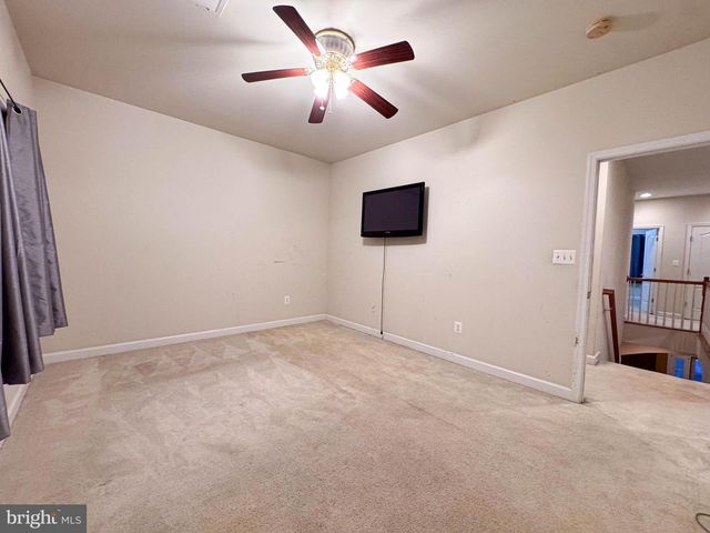 2039 DOWNSHIRE CT, Waldorf, MD 20603