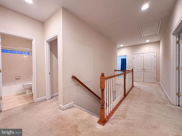 2039 DOWNSHIRE CT, Waldorf, MD 20603