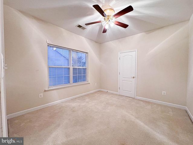 2039 DOWNSHIRE CT, Waldorf, MD 20603