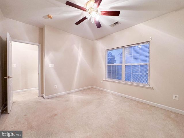 2039 DOWNSHIRE CT, Waldorf, MD 20603