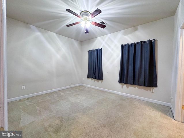 2039 DOWNSHIRE CT, Waldorf, MD 20603