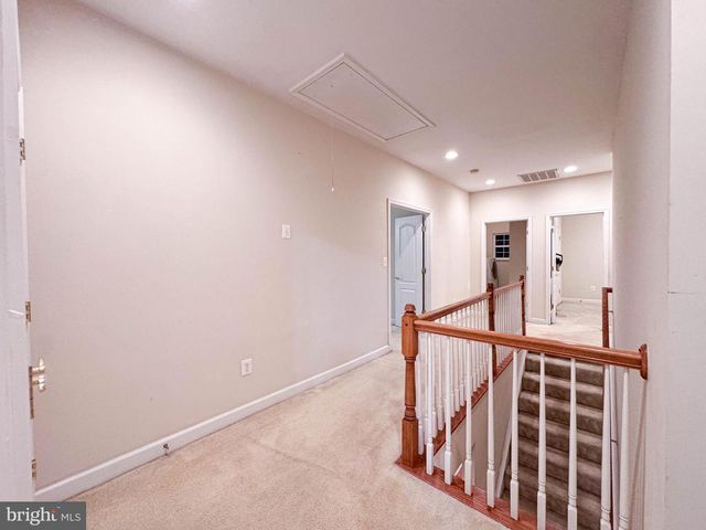 2039 DOWNSHIRE CT, Waldorf, MD 20603