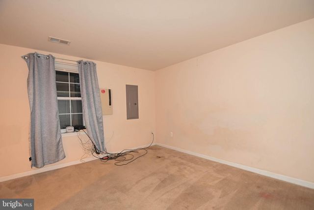 2039 DOWNSHIRE CT, Waldorf, MD 20603