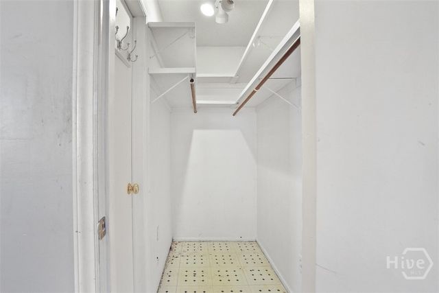 2223 N Fernwood Court, Savannah, GA 31404