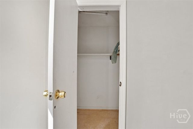 2223 N Fernwood Court, Savannah, GA 31404