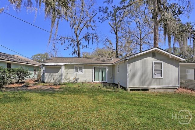 2223 N Fernwood Court, Savannah, GA 31404