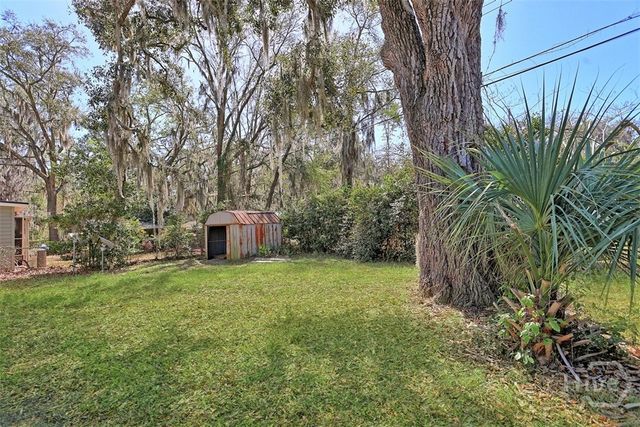 2223 N Fernwood Court, Savannah, GA 31404