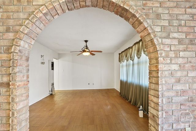 2223 N Fernwood Court, Savannah, GA 31404