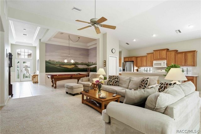 165 W Doerr Path, Hernando, FL 34442