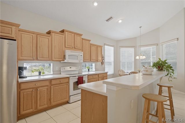 165 W Doerr Path, Hernando, FL 34442