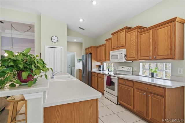 165 W Doerr Path, Hernando, FL 34442