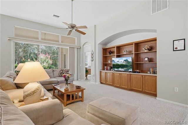 165 W Doerr Path, Hernando, FL 34442