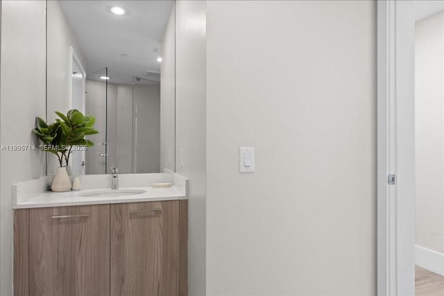 501 NE 31st St 1201, Miami, FL 33137