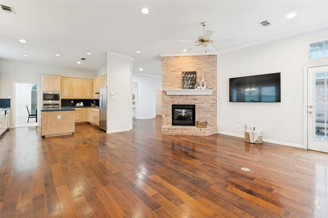 2708 Steeplechase Court, Hurst, TX 76054