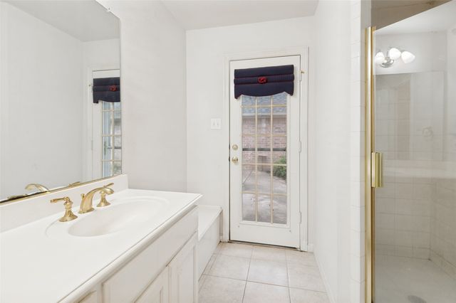 2708 Steeplechase Court, Hurst, TX 76054