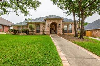 2708 Steeplechase Court, Hurst, TX 76054