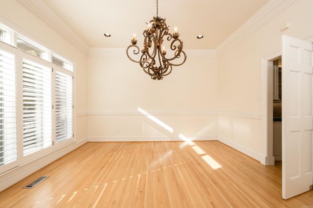 18 Chenal Cir, Little Rock, AR 72223