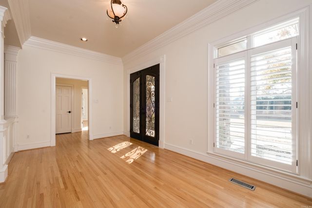 18 Chenal Cir, Little Rock, AR 72223