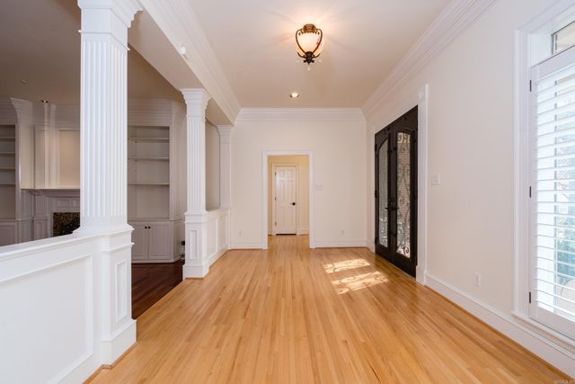 18 Chenal Cir, Little Rock, AR 72223