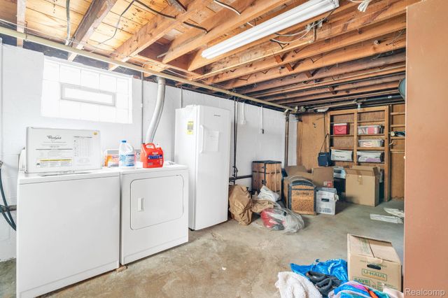 3363 Meinrad Drive, Waterford Charter Township, MI 48329