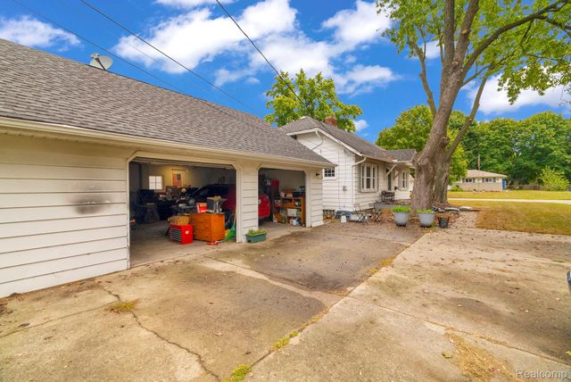 3363 Meinrad Drive, Waterford Charter Township, MI 48329