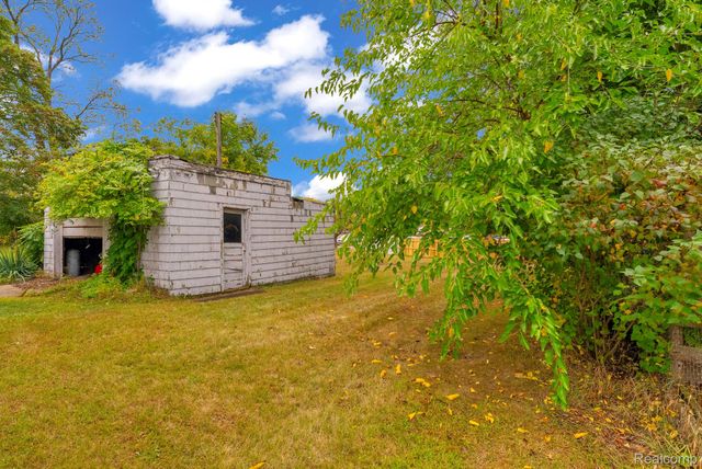 3363 Meinrad Drive, Waterford Charter Township, MI 48329