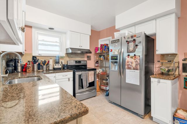 3363 Meinrad Drive, Waterford Charter Township, MI 48329