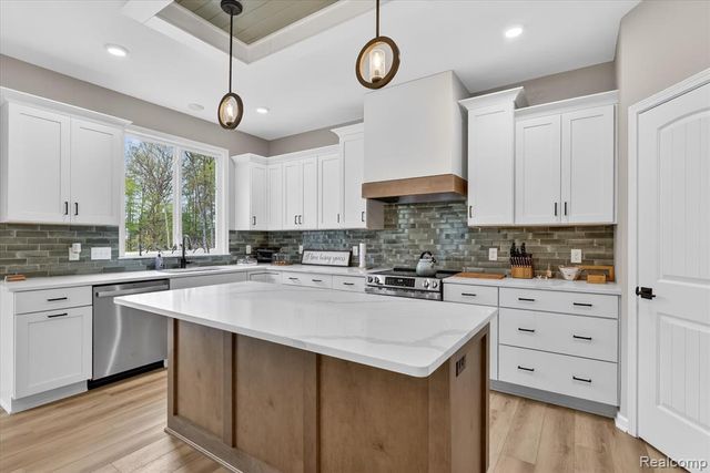 3262 Barett Ridge, Jenison, MI 49428