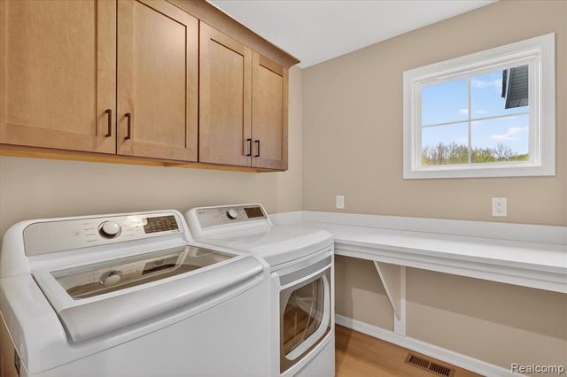 3262 Barett Ridge, Jenison, MI 49428