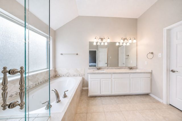 2075 Sunset Lane, Lewisville, TX 75067