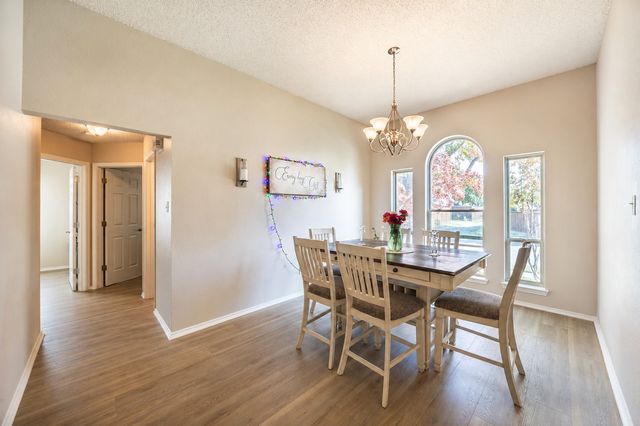 2075 Sunset Lane, Lewisville, TX 75067