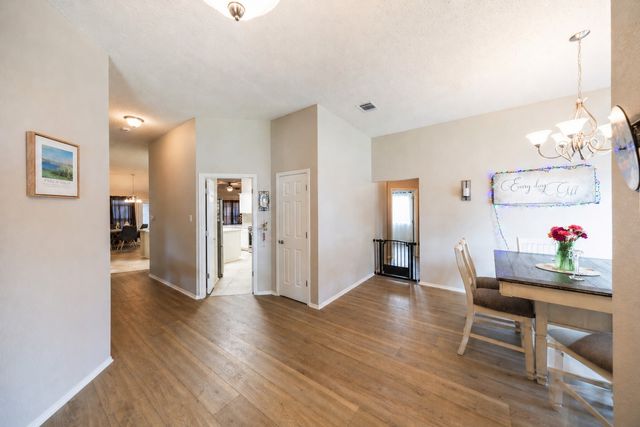 2075 Sunset Lane, Lewisville, TX 75067