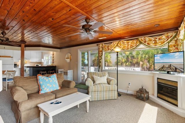 404 34th Ave. S, North Myrtle Beach, SC 29582