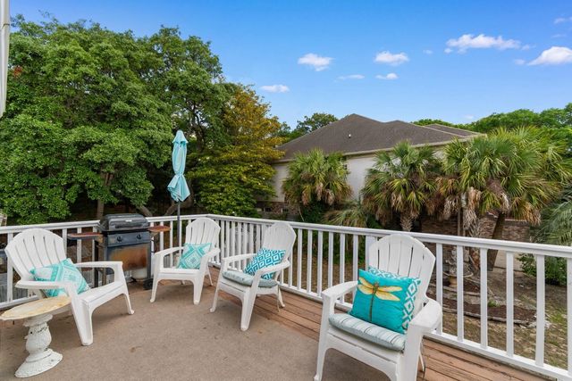 404 34th Ave. S, North Myrtle Beach, SC 29582