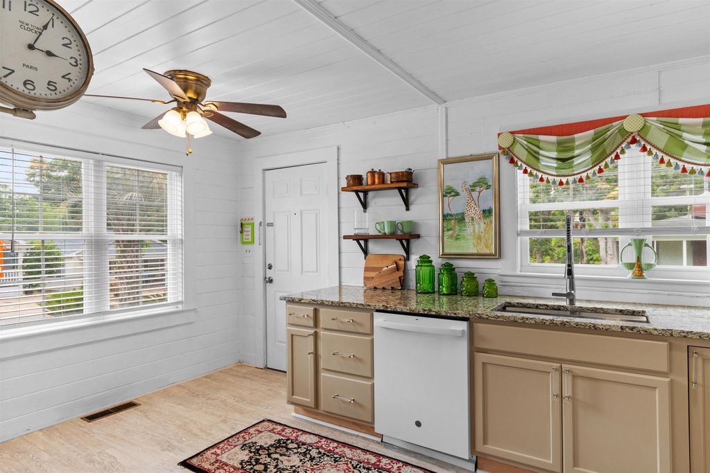 404 34th Ave. S, North Myrtle Beach, SC 29582 — photo 5