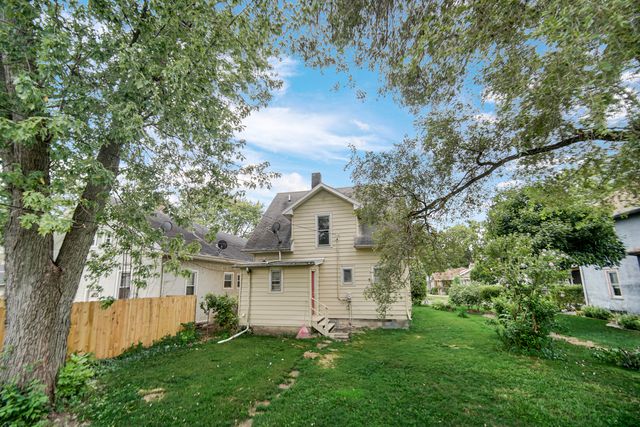 744 S Elm Avenue, Kankakee, IL 60901