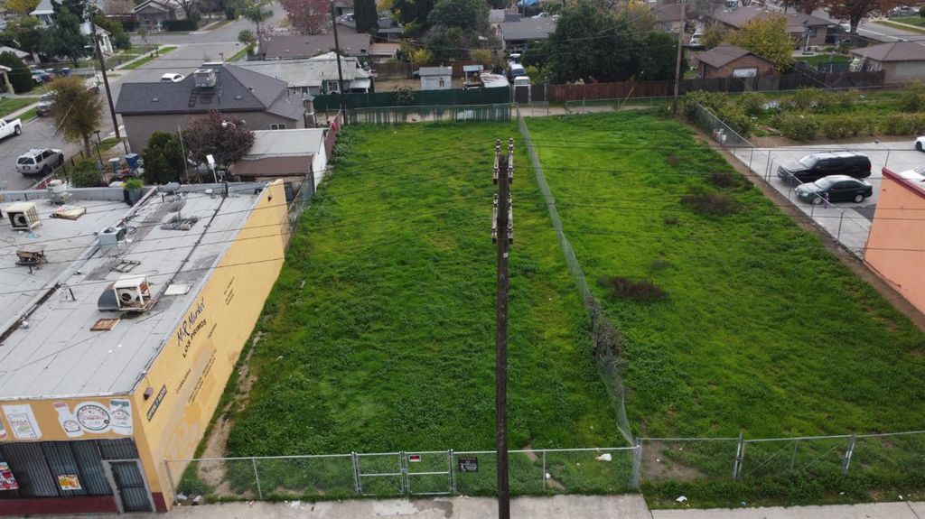 Image 1 of property listing at 3366 E Butler Avenue, Fresno, CA 93702