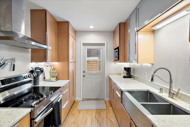 18830 77th Street, South Haven, MI 49090