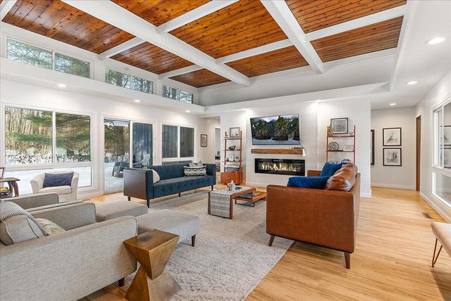 18830 77th Street, South Haven, MI 49090