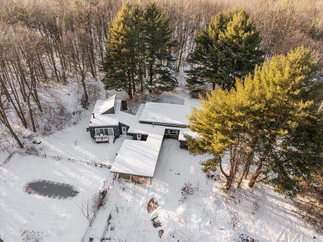 18830 77th Street, South Haven, MI 49090