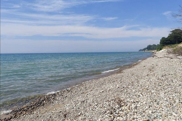 18830 77th Street, South Haven, MI 49090